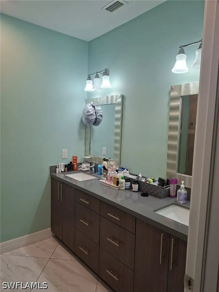 2360 Burton Avenue Fort Myers FL 33907