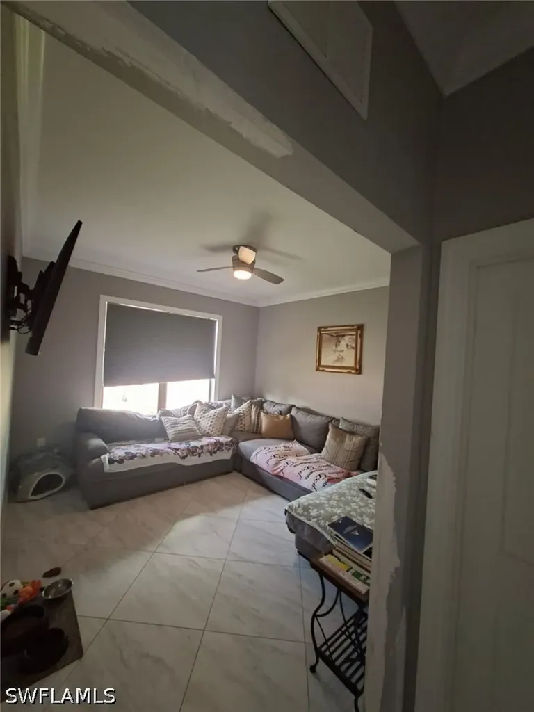 2360 Burton Avenue Fort Myers FL 33907
