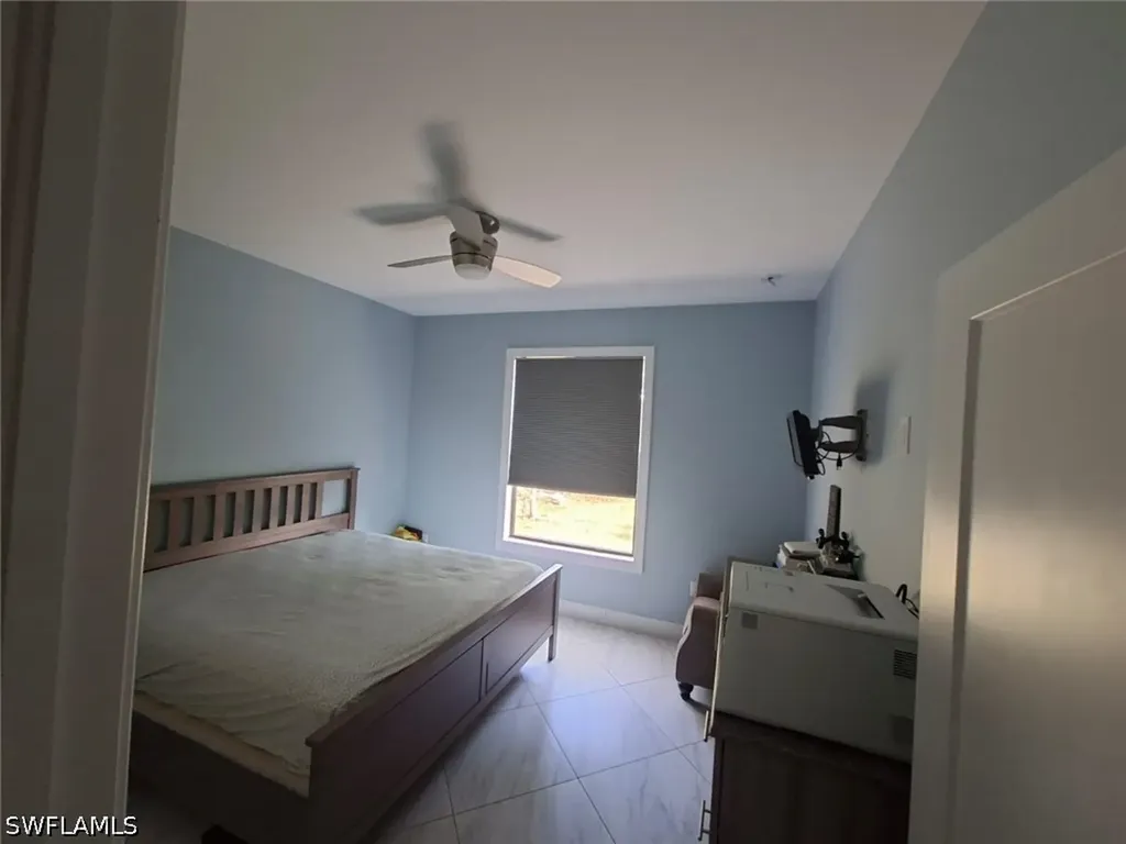 2360 Burton Avenue Fort Myers FL 33907