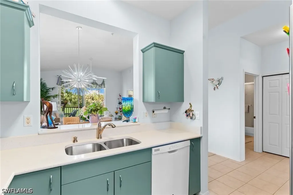 2335 Carrington Court Naples FL 34109