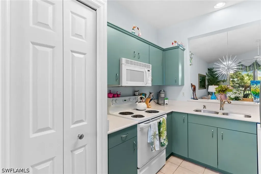 2335 Carrington Court Naples FL 34109