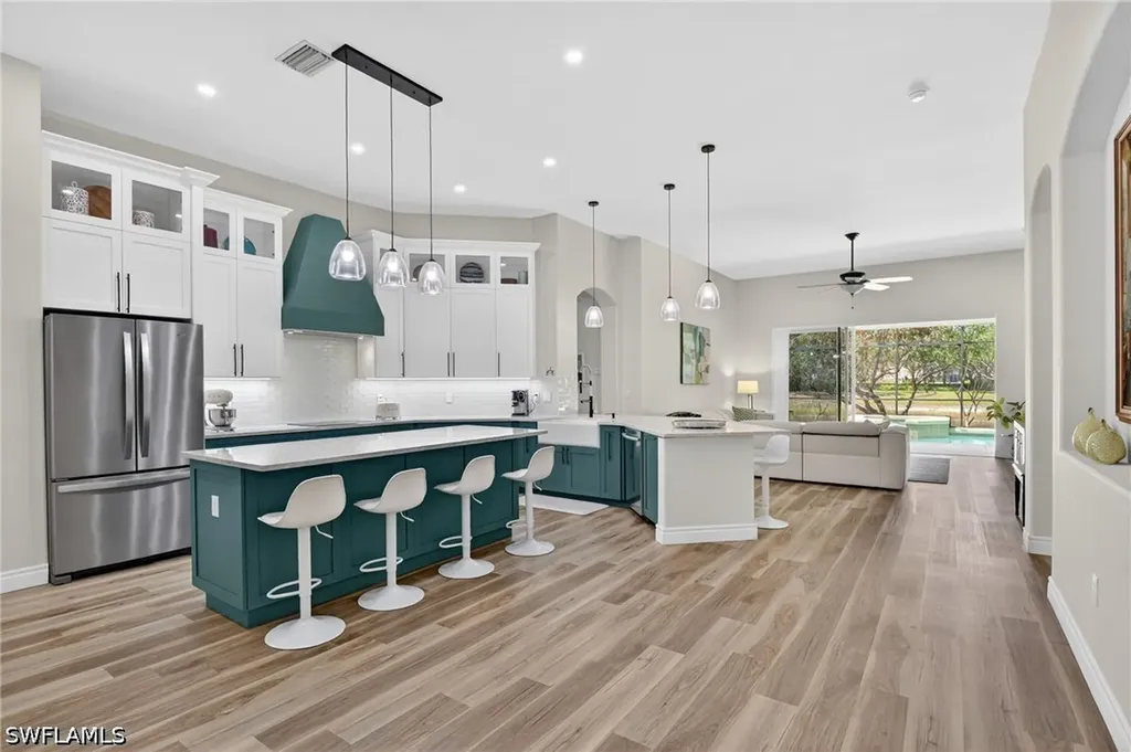 2065 Mandarin Lane Naples FL 34120