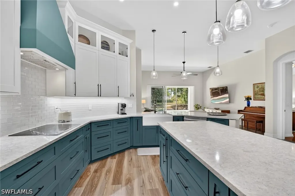 2065 Mandarin Lane Naples FL 34120