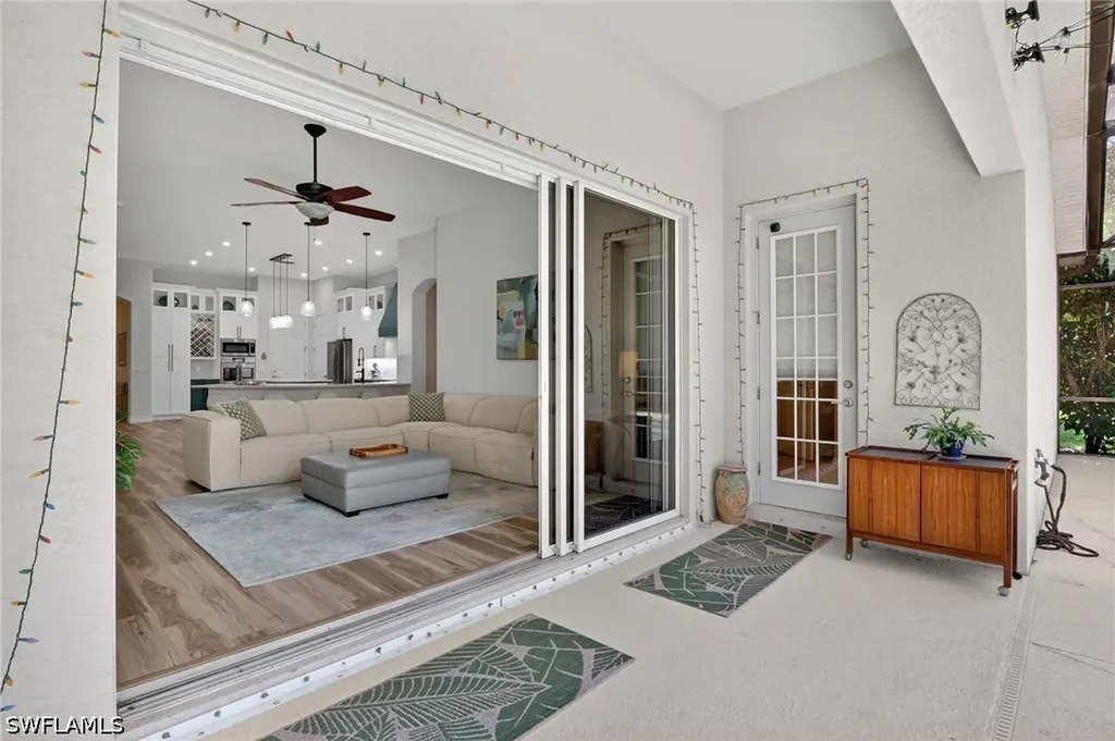 2065 Mandarin Lane Naples FL 34120