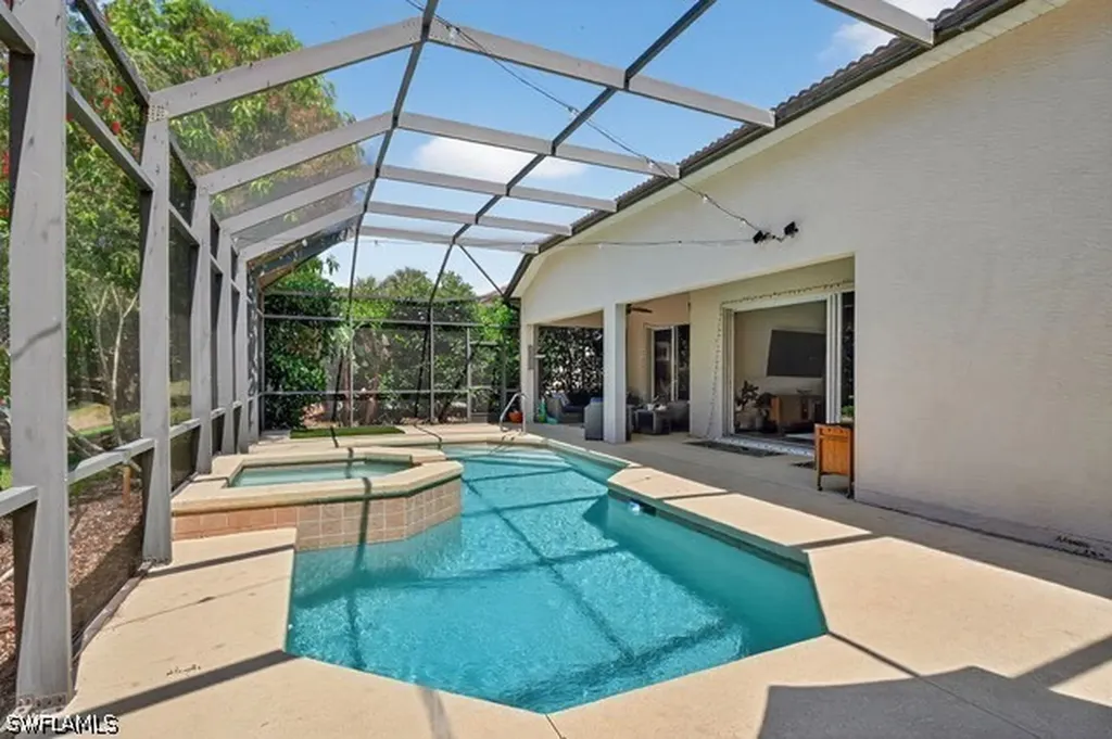 2065 Mandarin Lane Naples FL 34120