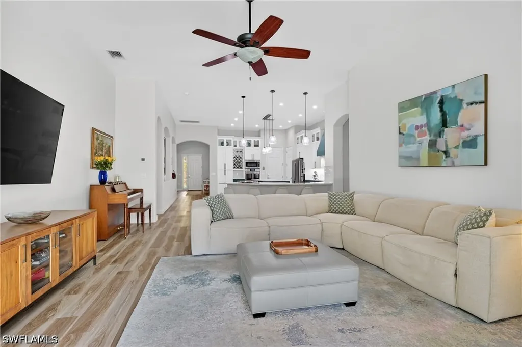 2065 Mandarin Lane Naples FL 34120