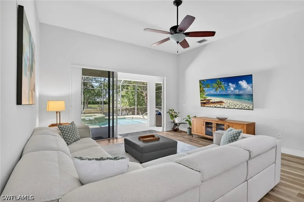 2065 Mandarin Lane Naples FL 34120