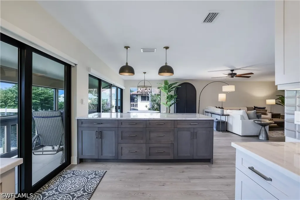 1390 Chesapeake Avenue Naples FL 34102