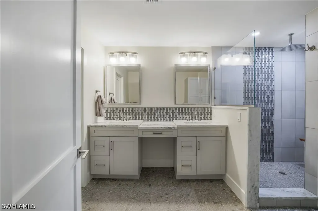 1390 Chesapeake Avenue Naples FL 34102