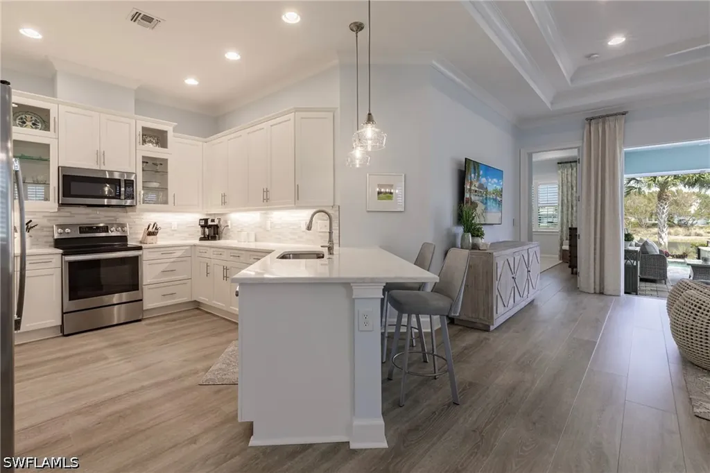 5906 Haiti Drive Naples FL 34113