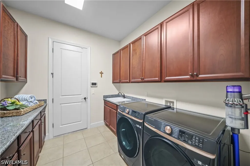 9111 Trivoli Terrace Naples FL 34119