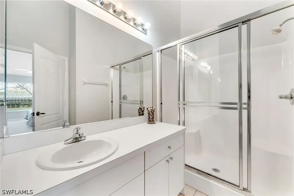1366 Mainsail Drive Naples FL 34114