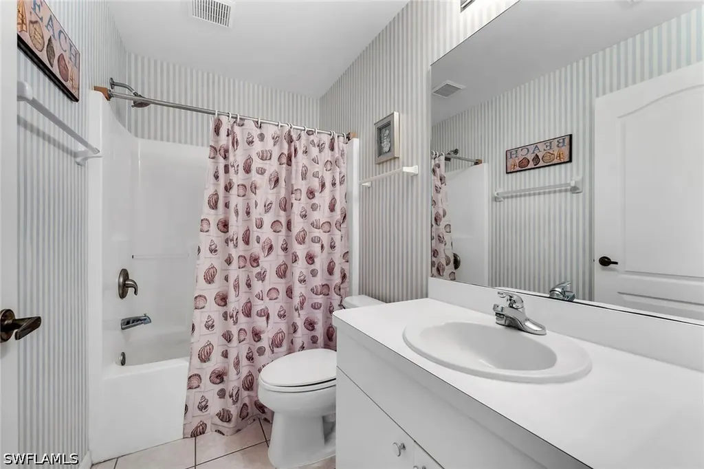 1366 Mainsail Drive Naples FL 34114