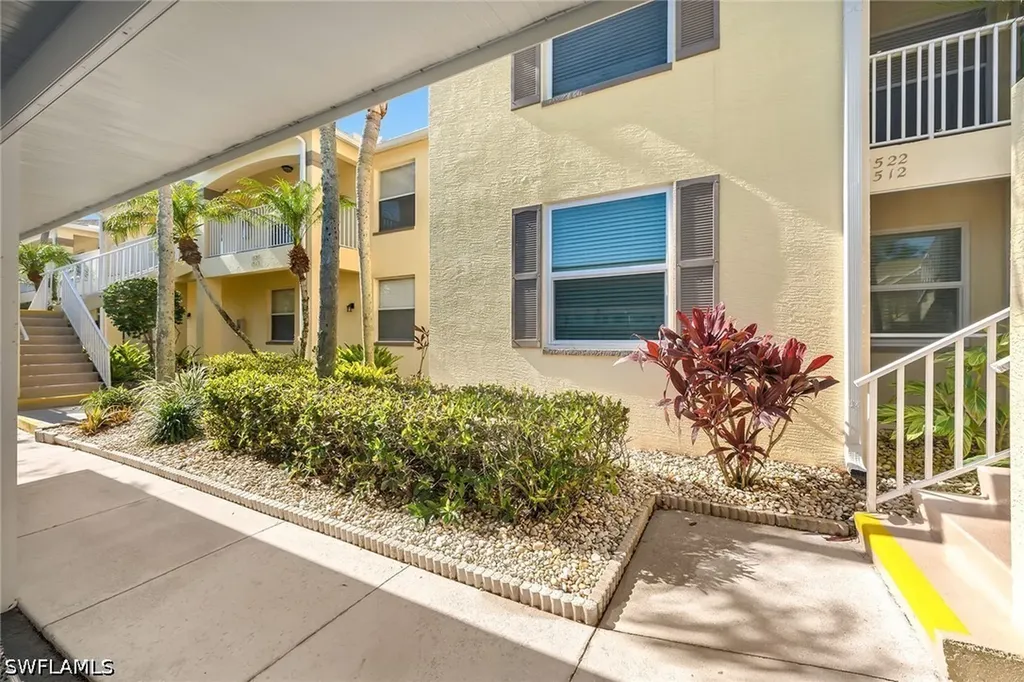 1366 Mainsail Drive Naples FL 34114