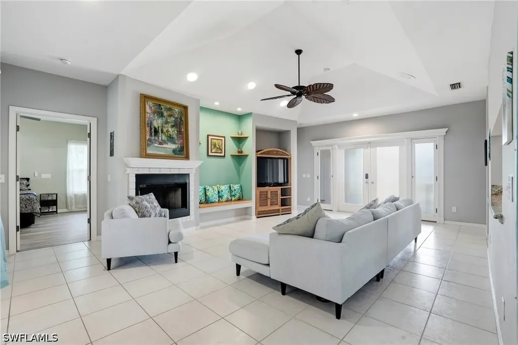 381 Worthington Street Marco Island FL 34145