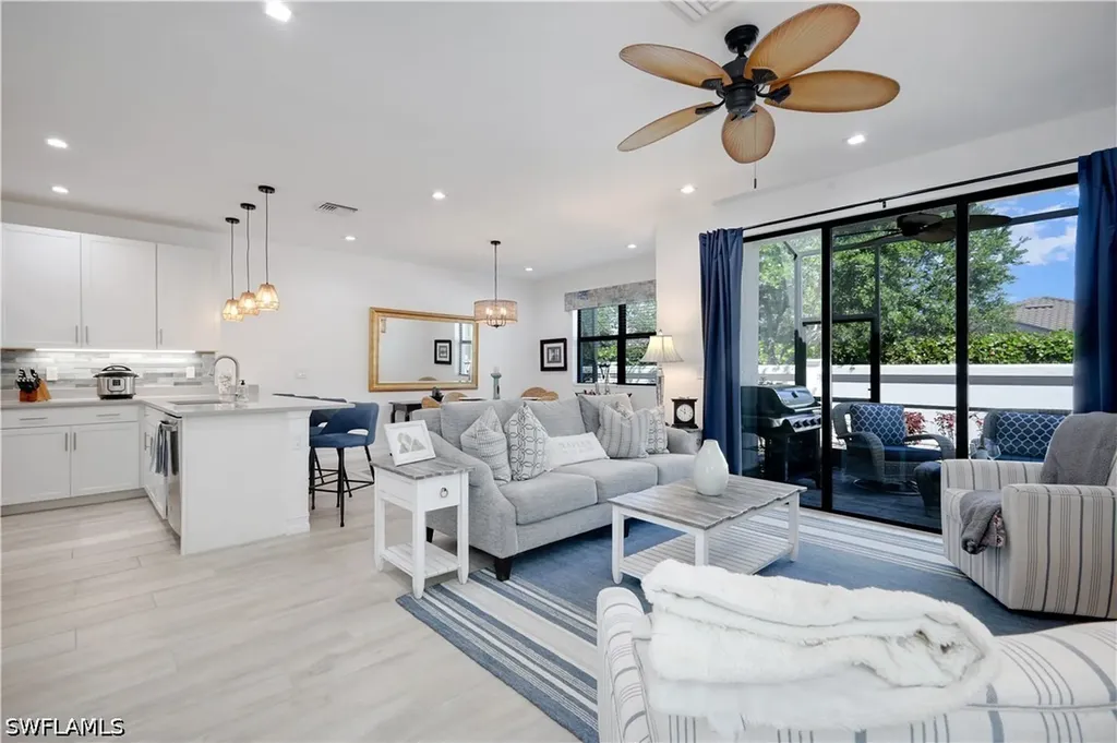 7550 Rockefeller Drive Naples FL 34119