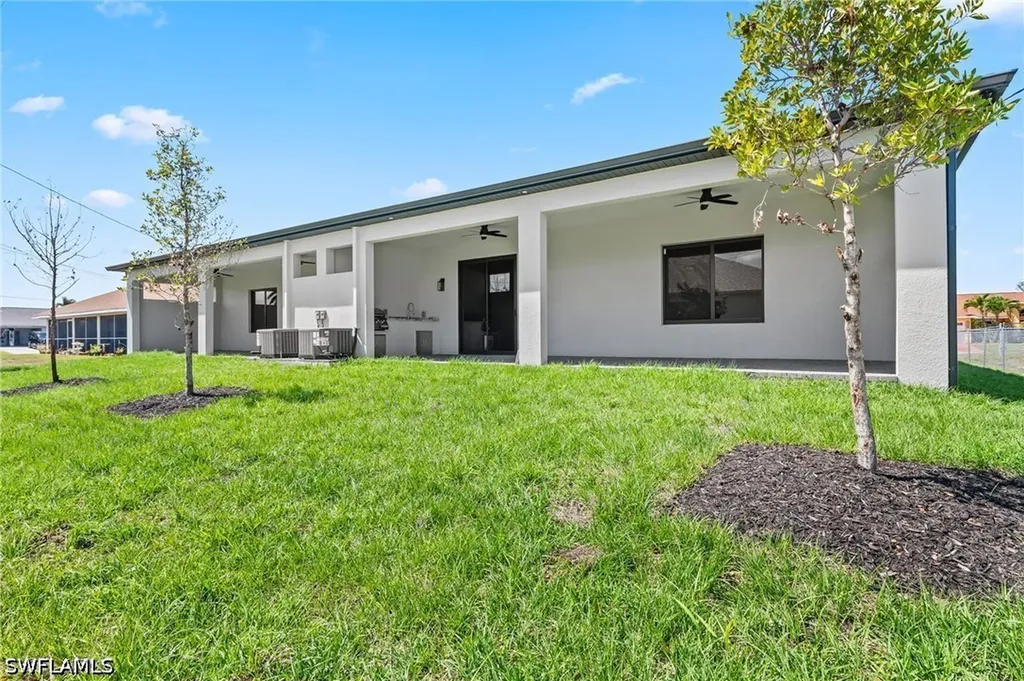 4623 SW 9th Avenue Cape Coral FL 33914