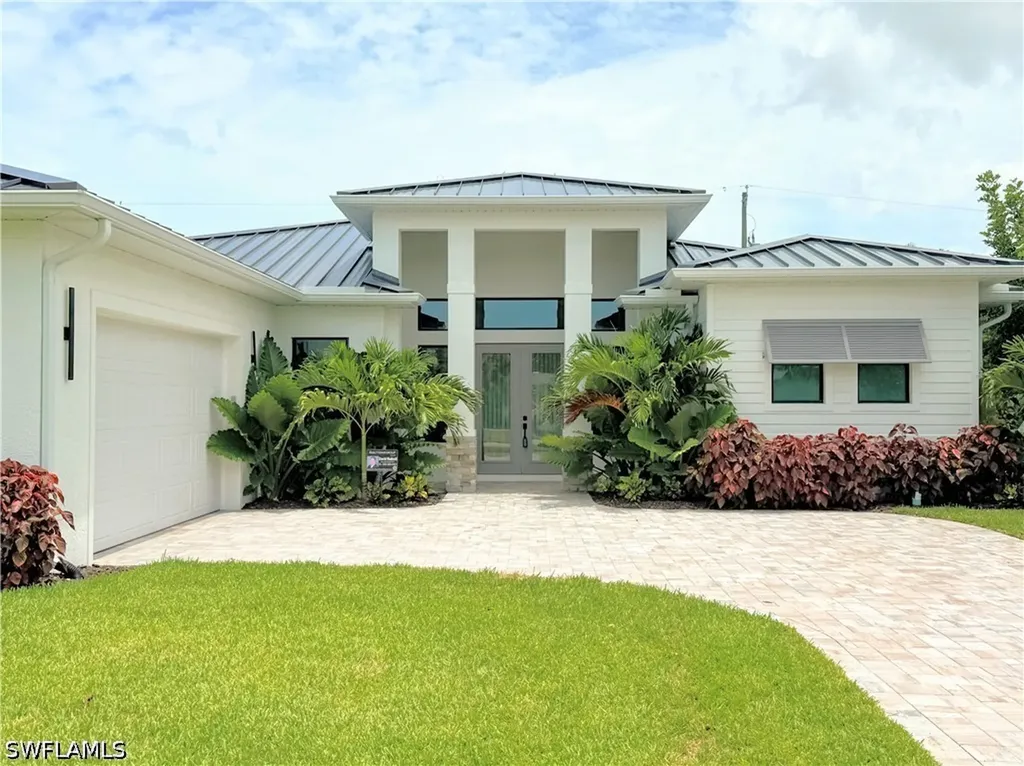 1257 22nd Avenue N Naples FL 34103