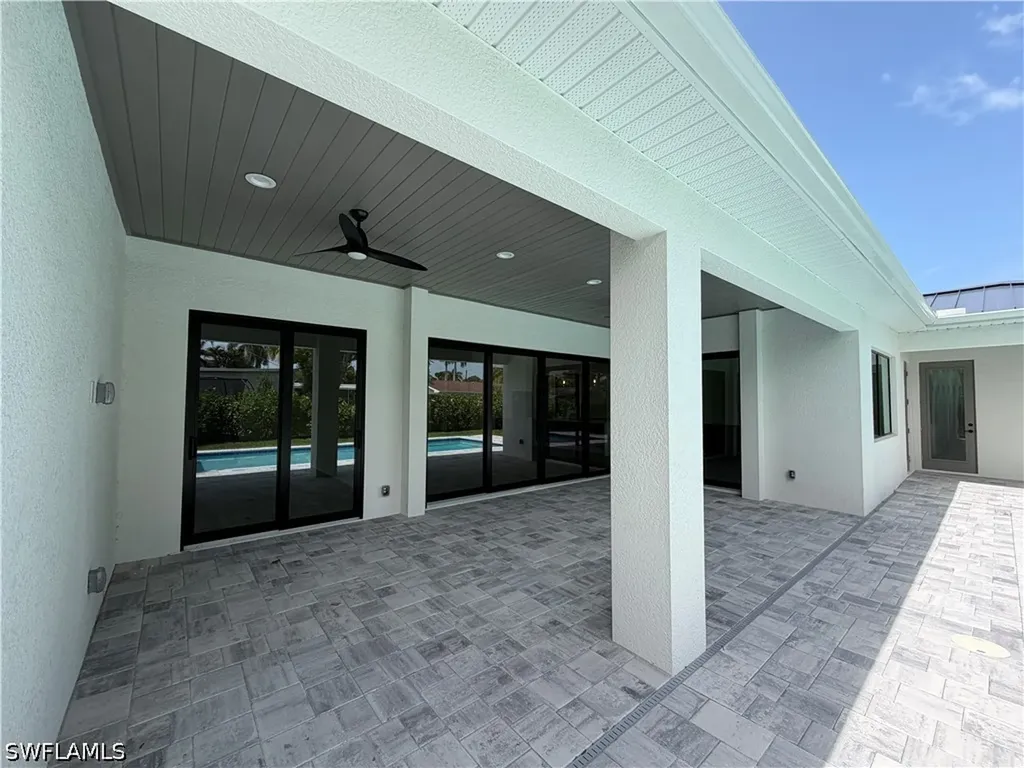 1257 22nd Avenue N Naples FL 34103
