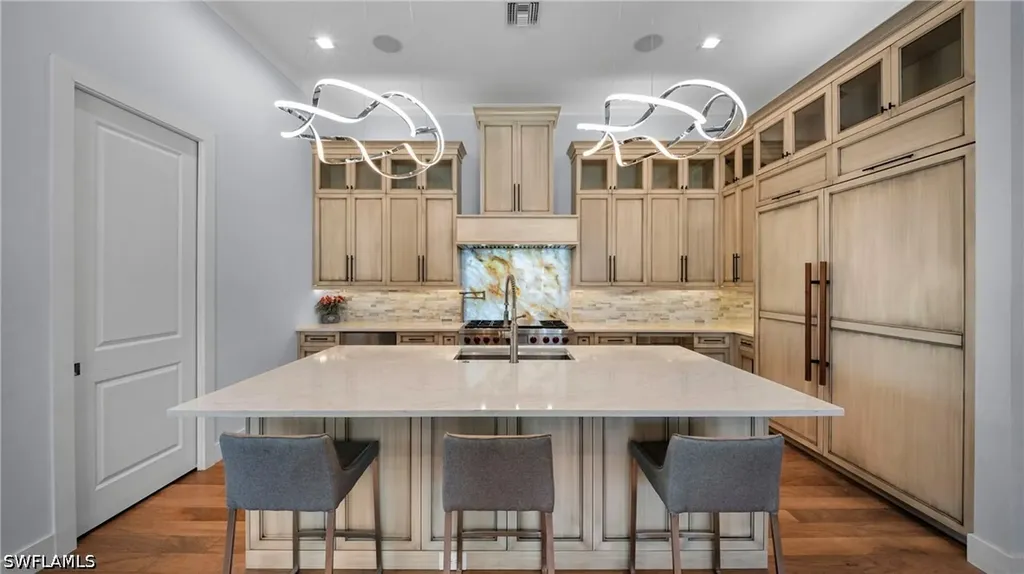 3721 Sapphire Cove Circle Naples FL 34114