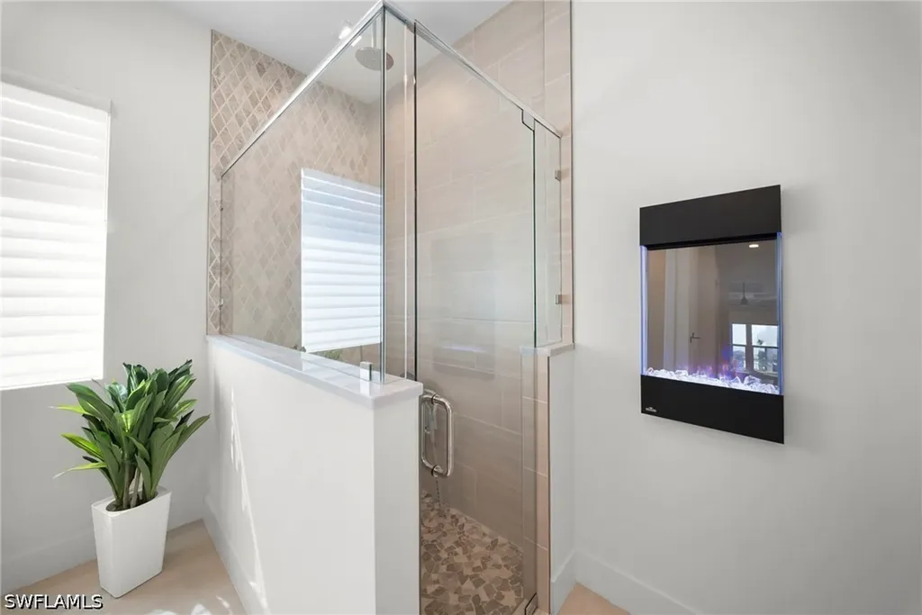 3721 Sapphire Cove Circle Naples FL 34114