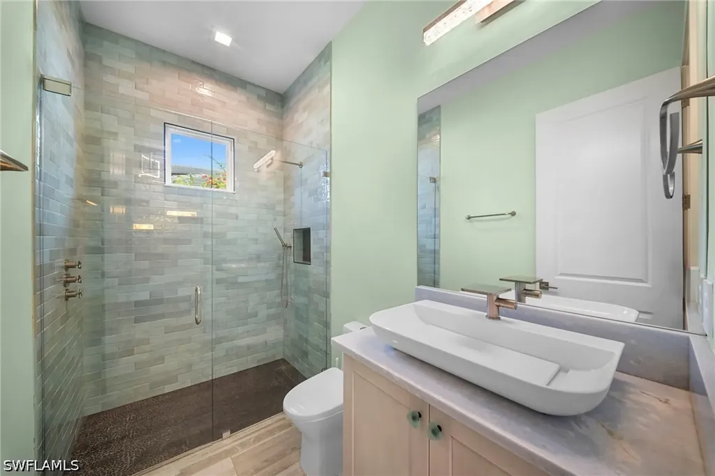 3721 Sapphire Cove Circle Naples FL 34114