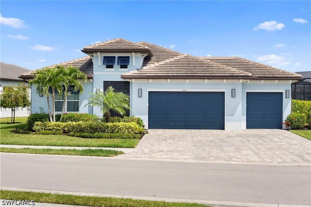 3721 Sapphire Cove Circle Naples FL 34114