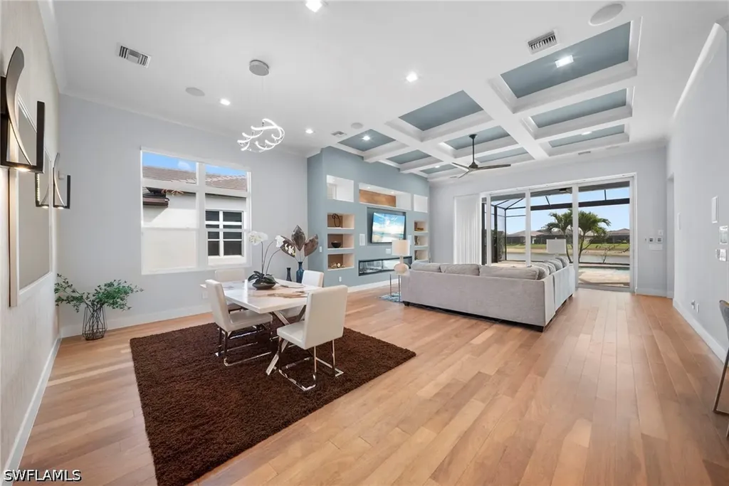 3721 Sapphire Cove Circle Naples FL 34114