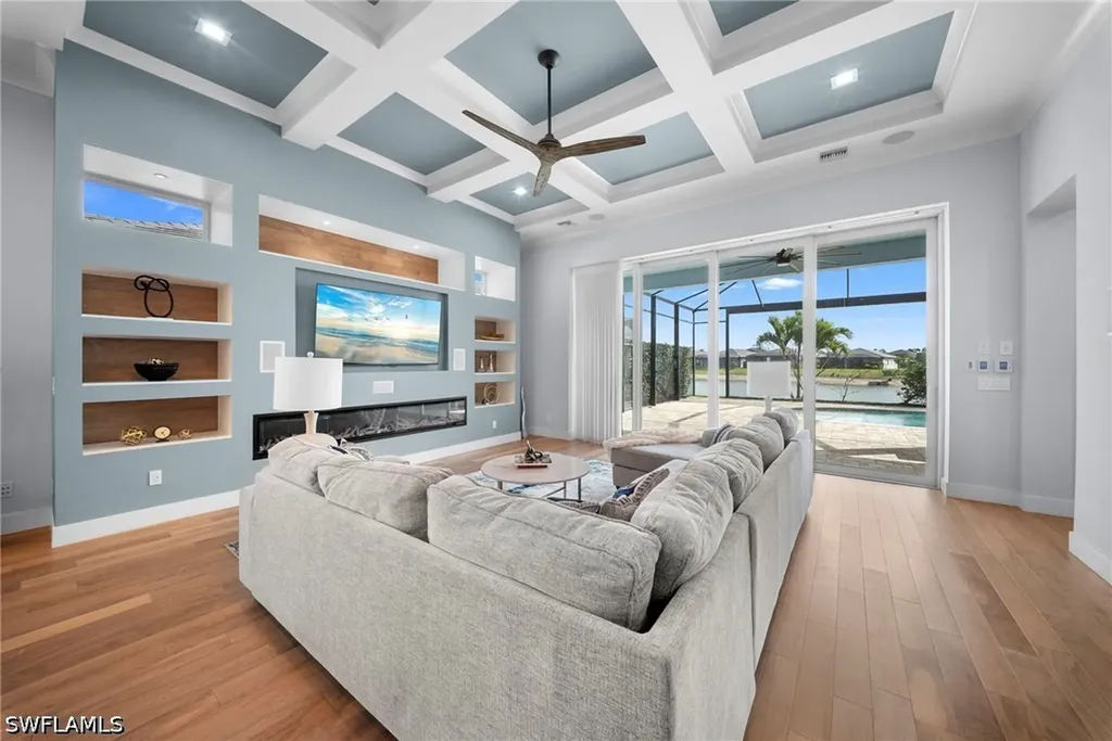 3721 Sapphire Cove Circle Naples FL 34114
