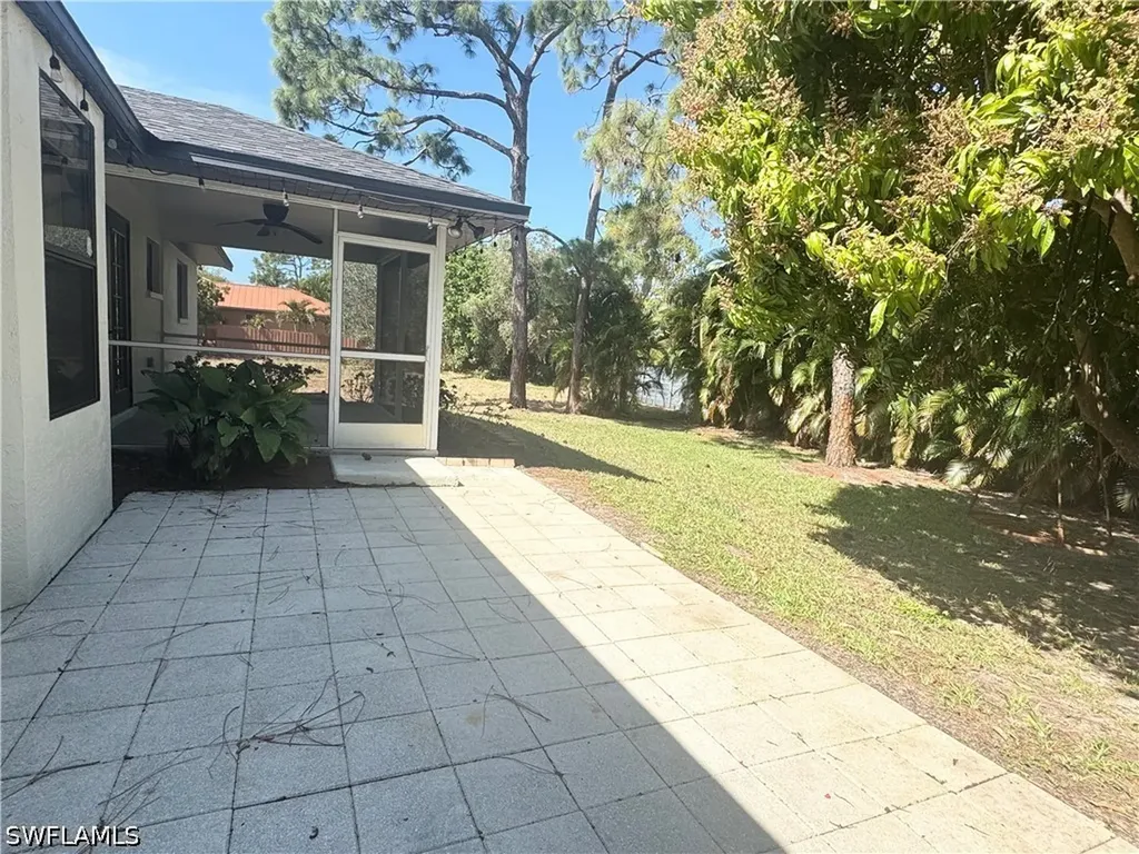 8137 Pelican Road Fort Myers FL 33967