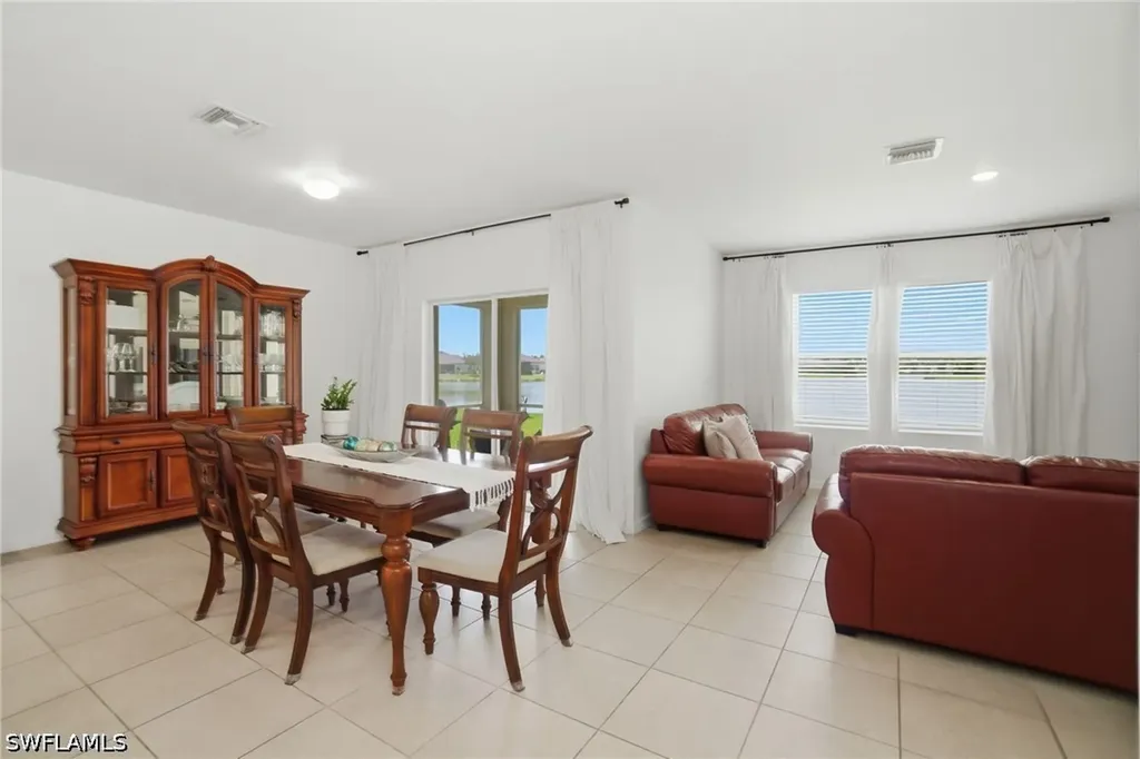 3422 Cancun Court Cape Coral FL 33909