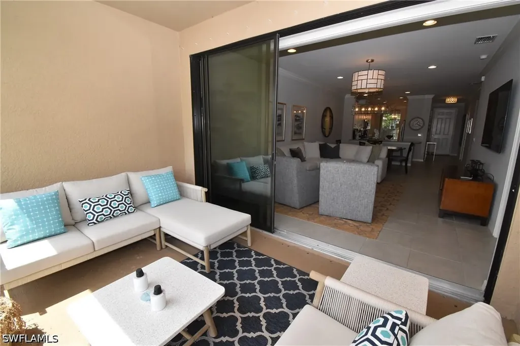 9440 Benvenuto Court Naples FL 34119