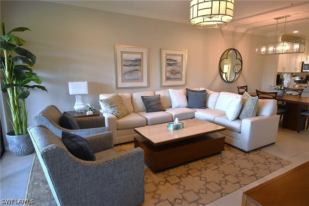 9440 Benvenuto Court Naples FL 34119