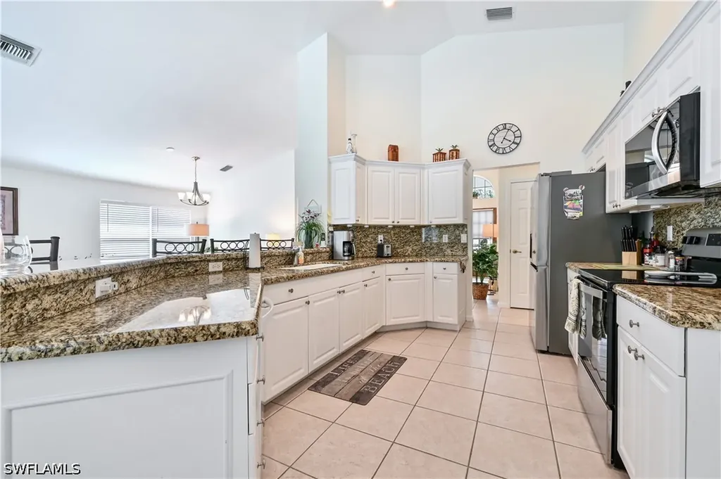 6453 Autumn Woods Boulevard Naples FL 34109