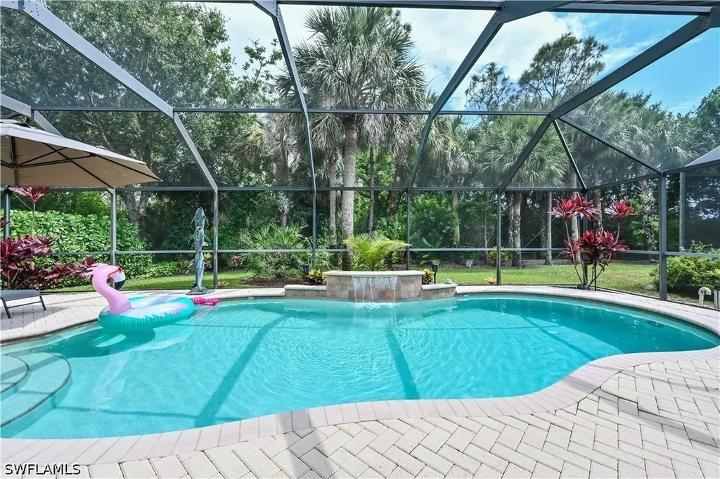 6453 Autumn Woods Boulevard Naples FL 34109