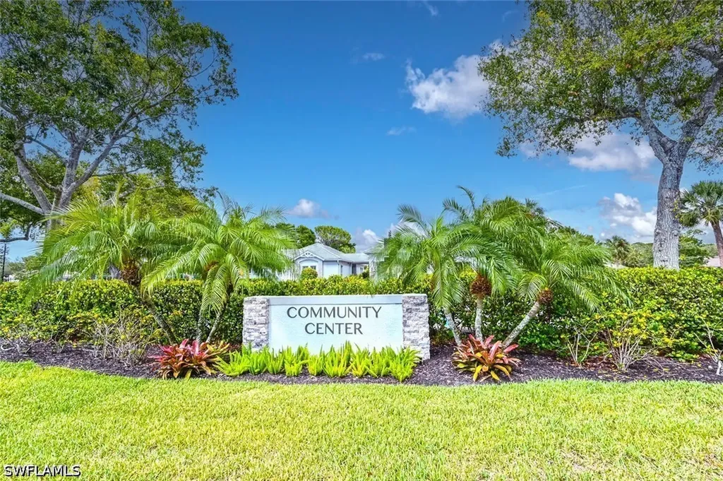 6453 Autumn Woods Boulevard Naples FL 34109