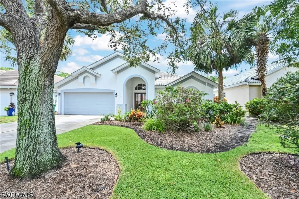 6453 Autumn Woods Boulevard Naples FL 34109