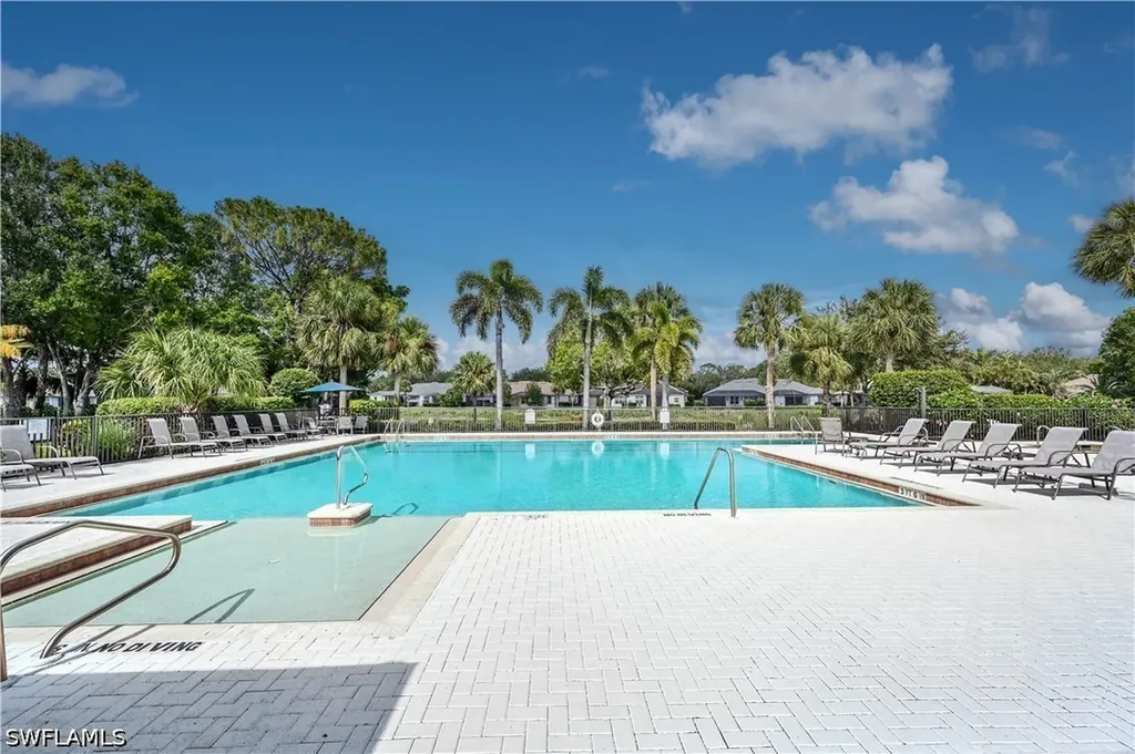 6453 Autumn Woods Boulevard Naples FL 34109