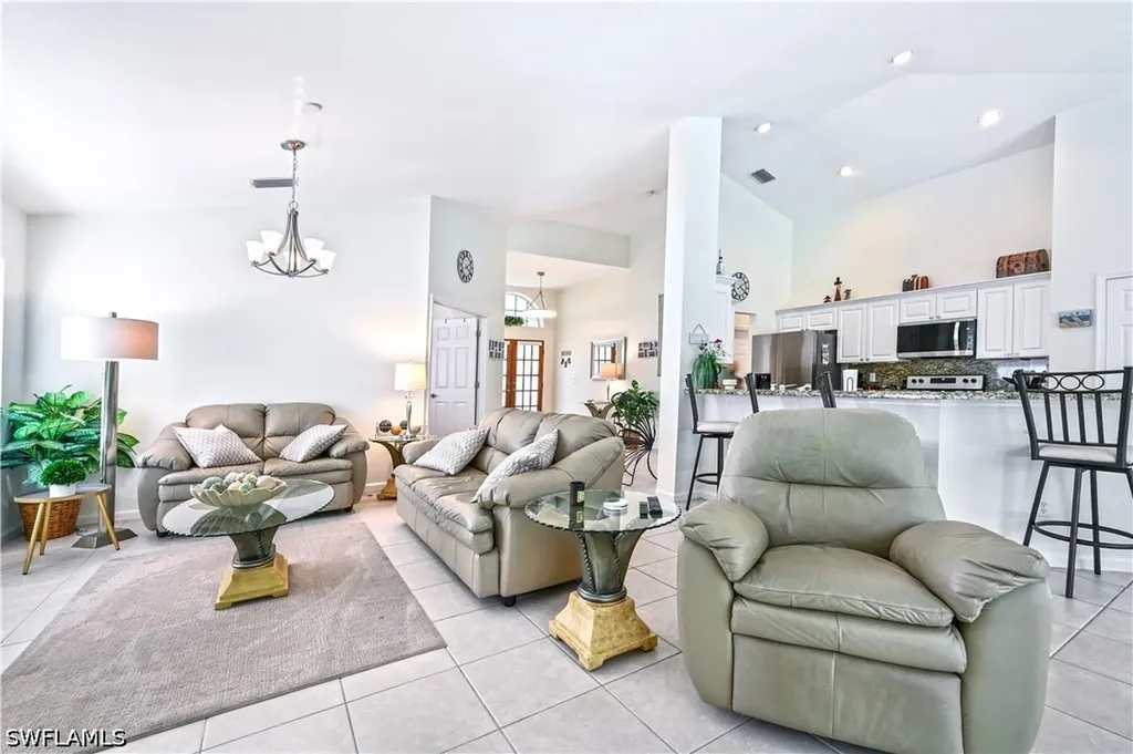 6453 Autumn Woods Boulevard Naples FL 34109