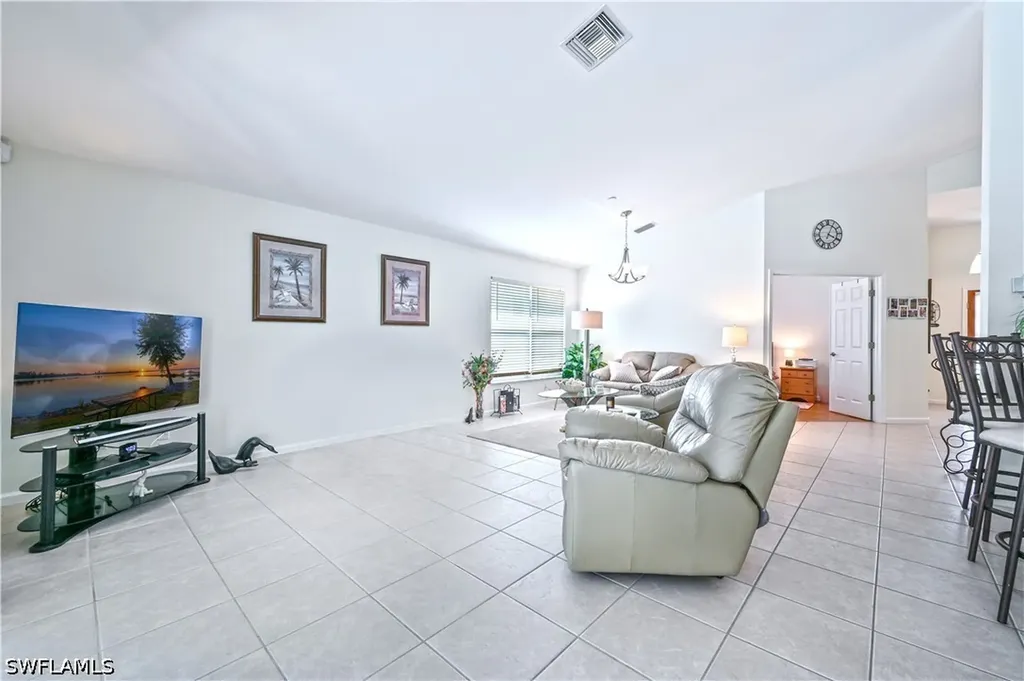6453 Autumn Woods Boulevard Naples FL 34109
