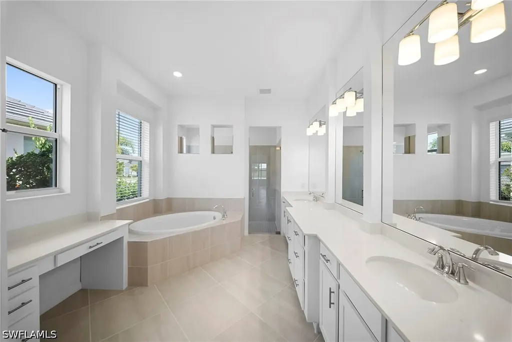 5508 Whistling Straights Court Ave Maria FL 34142