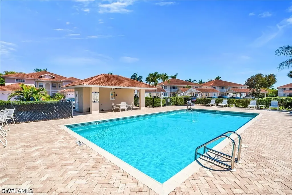 1747 Reuven Circle Naples FL 34112