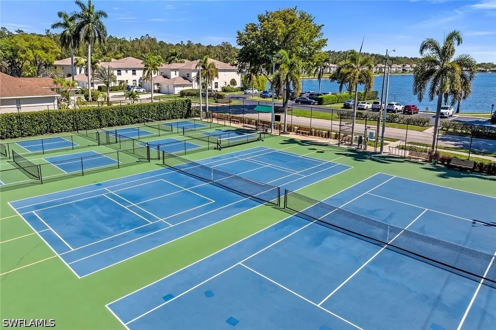 1747 Reuven Circle Naples FL 34112