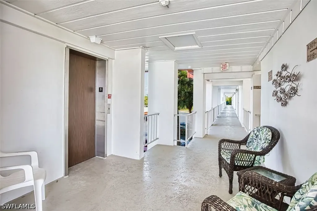 1700 Pine Valley Drive Fort Myers FL 33907