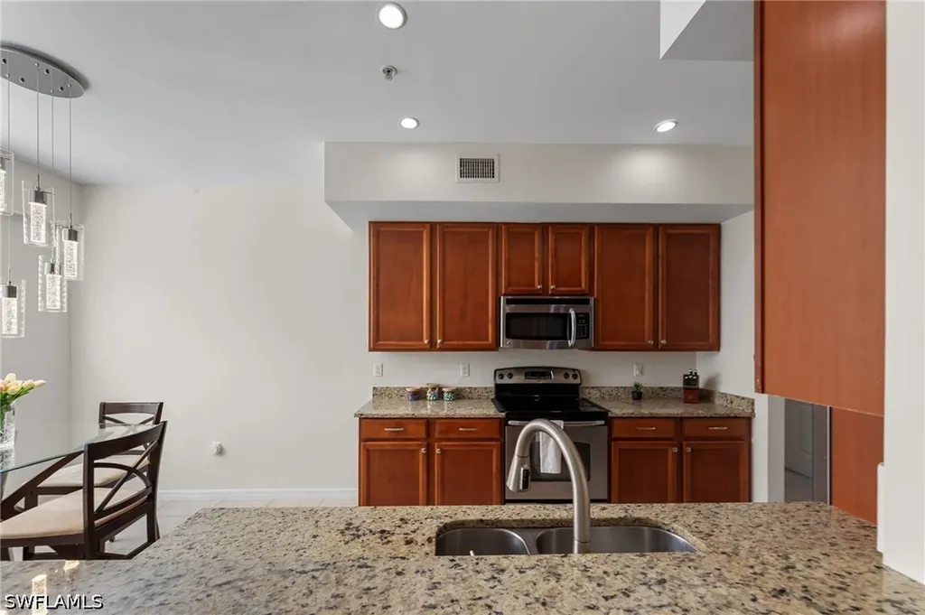 3712 Pino Vista Way Estero FL 33928