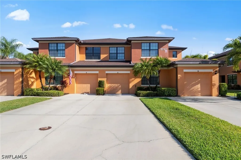 3712 Pino Vista Way Estero FL 33928