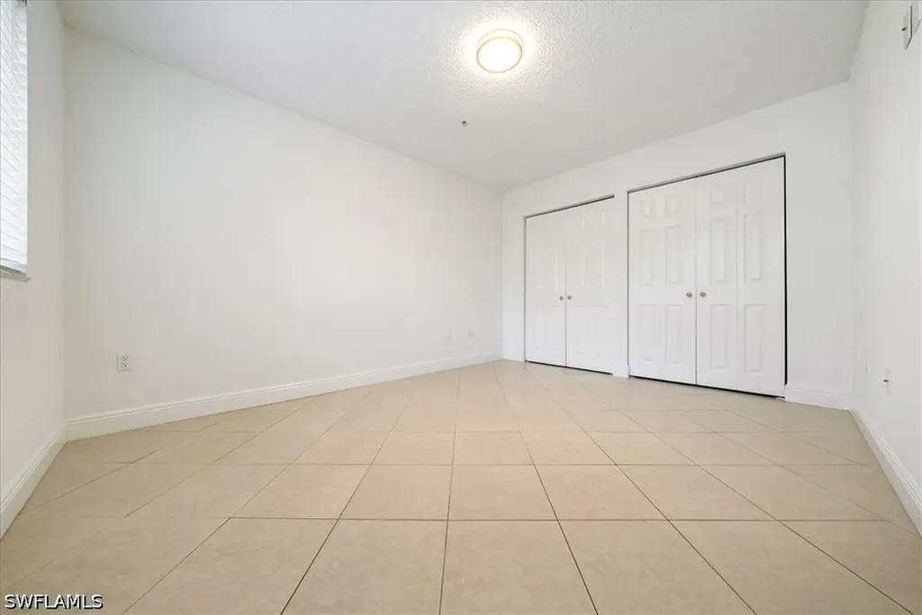 1210 Wildwood Lakes Boulevard Naples FL 34104