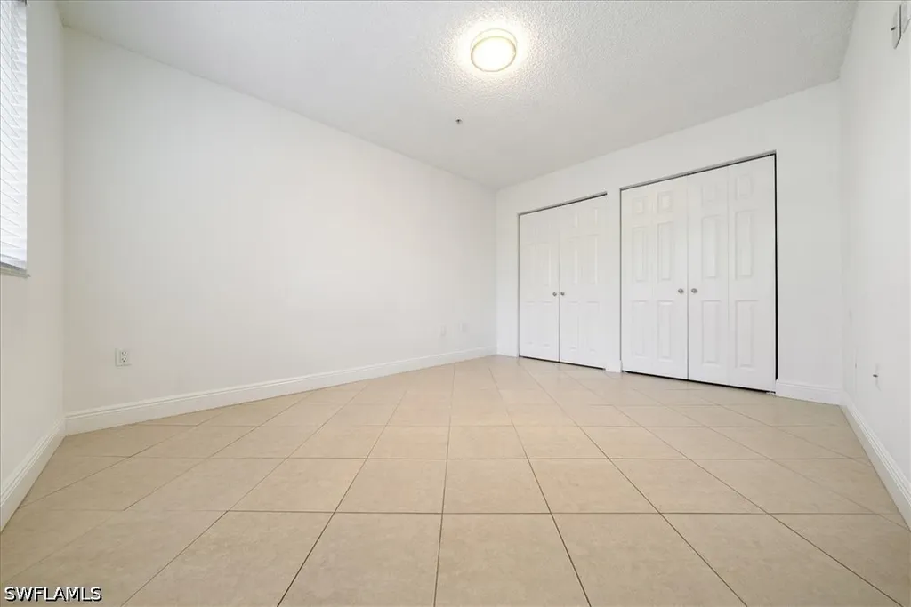 1210 Wildwood Lakes Boulevard Naples FL 34104
