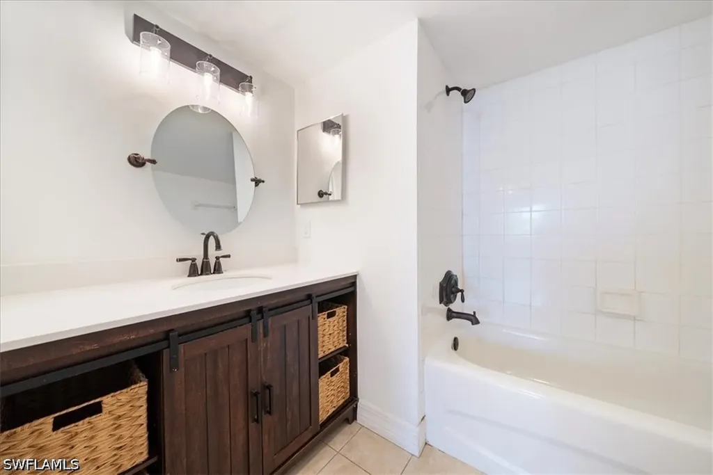 1210 Wildwood Lakes Boulevard Naples FL 34104