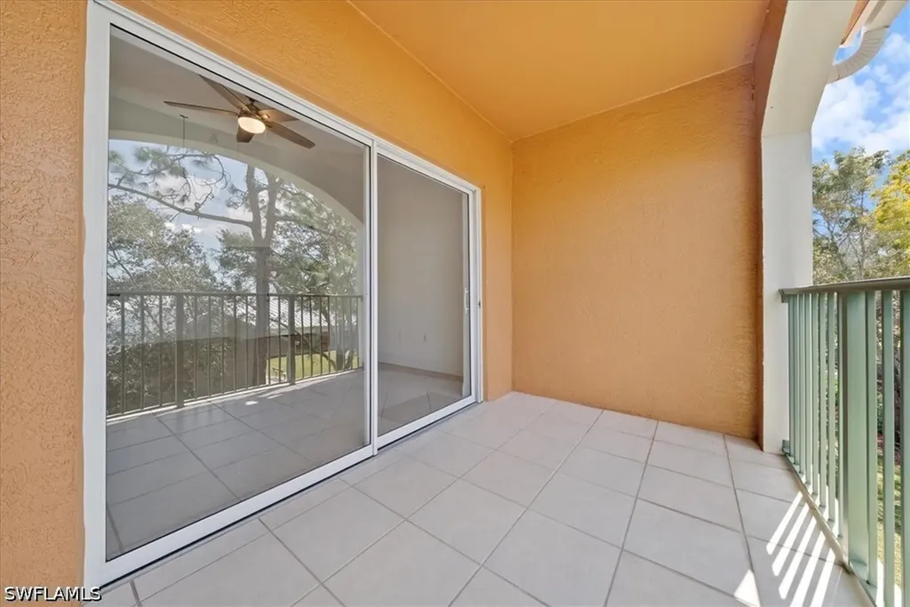 1210 Wildwood Lakes Boulevard Naples FL 34104